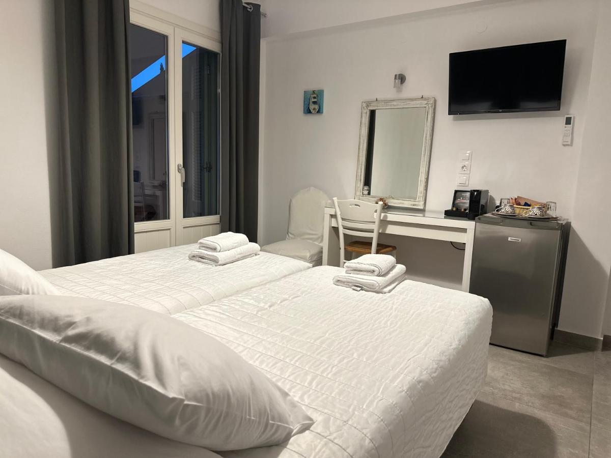 Kamelia Hotel Spetses Town Ngoại thất bức ảnh